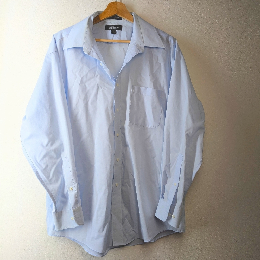 Croft & Barrow Men's Button Up Light Blue Shirt for Office or Formal